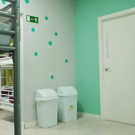 Hostel Augas Quentes Ourense